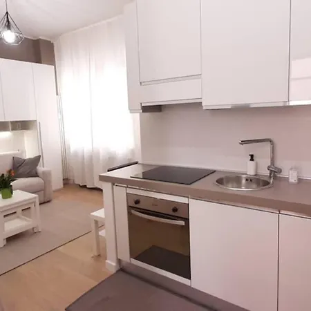 Cenisio Boutique Apartamento Milão